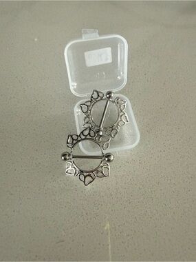 Silver Floral Sunburst Nipple Shield Pair